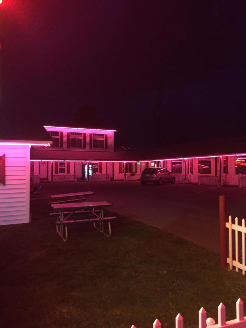 Trail Riders Motel Granby Εξωτερικό φωτογραφία